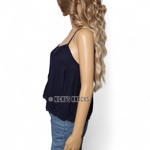 LC Lauren Conrad Navy Blue Boho Embroidered Eyelet Hem Crop Tank Top Size L - Picture 3 of 9
